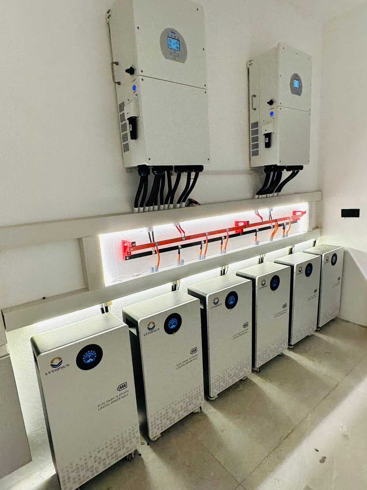 حقل طاقة شمسية مرتبط بالشبكة ON-Grid — صورة 2